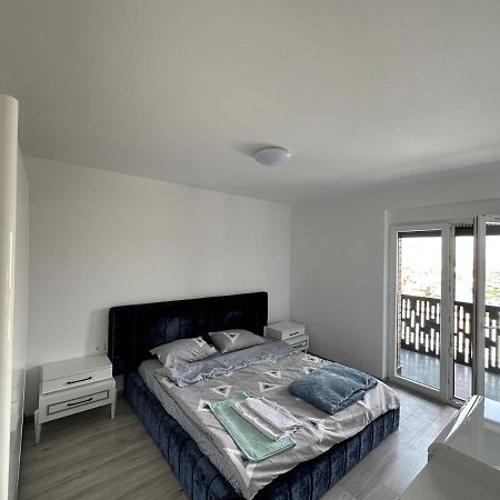 Shooter Apartments Ferizaj Extérieur photo