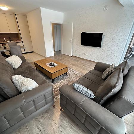Shooter Apartments Ferizaj Extérieur photo